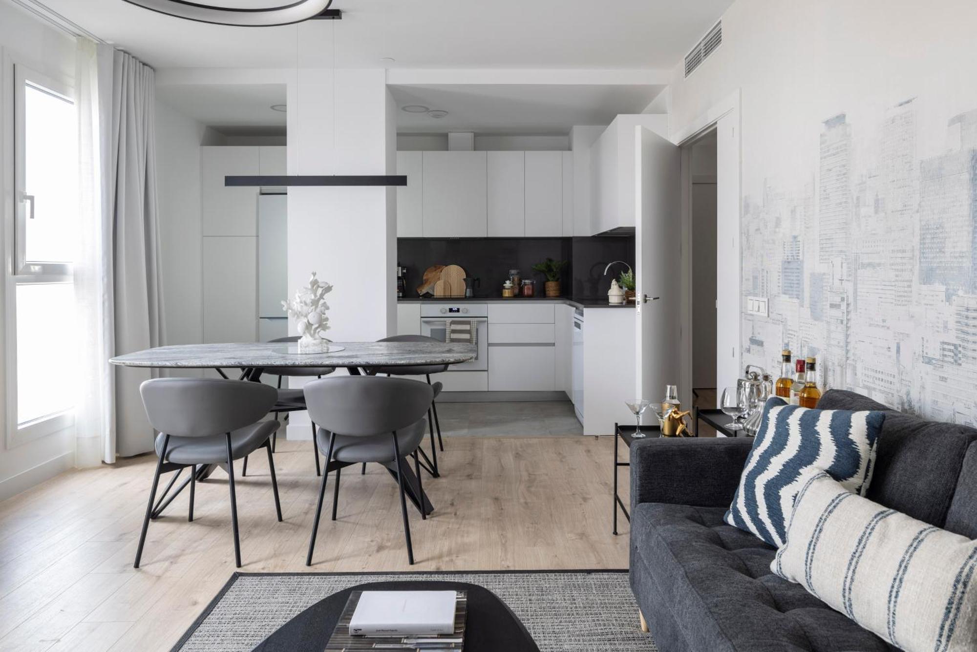 Urban Sky 3 Bed 22k Apartment