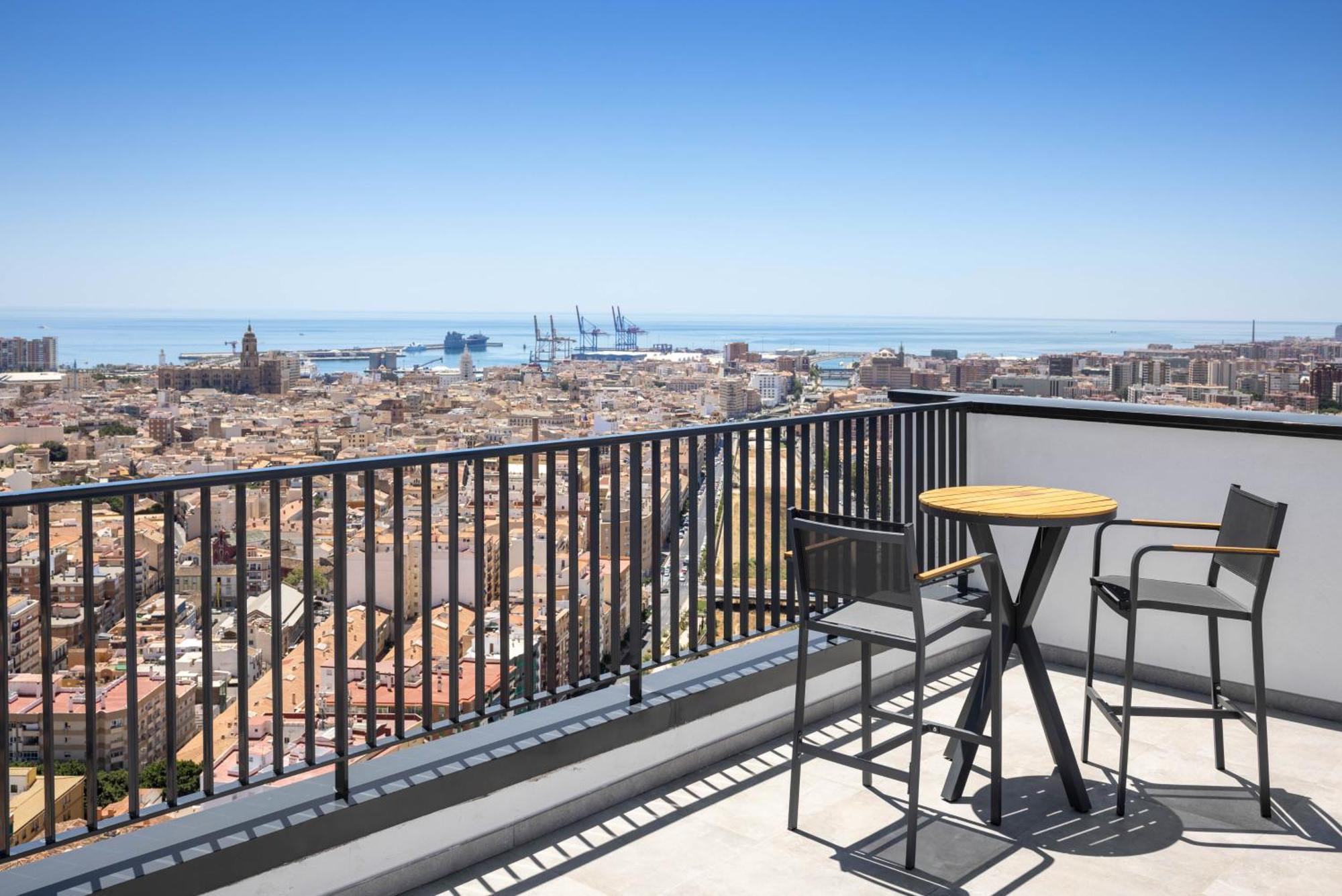Urban Sky 3 Bed 22k Apartment *